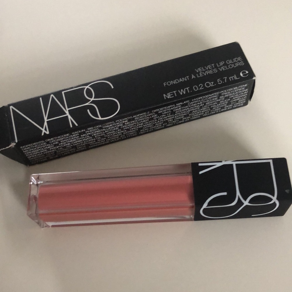 NARS Velvet Lip Glide in PLAYPEN